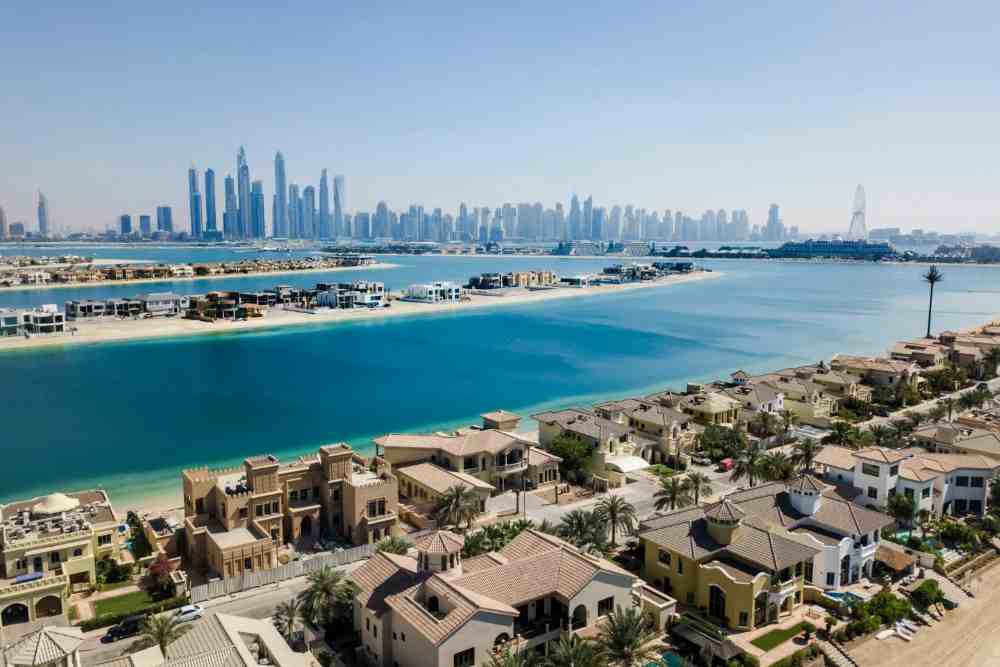 Best Neighborhoods to Invest in Dubai 2026 (City-by-City Guide)